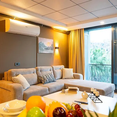 Demirel Antalya-lara Plajlar Ve Havalimanina Yakin