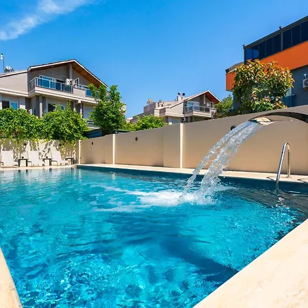 Lejlighed Demirel Antalya-lara Plajlar Ve Havalimanina Yakin Antalya
